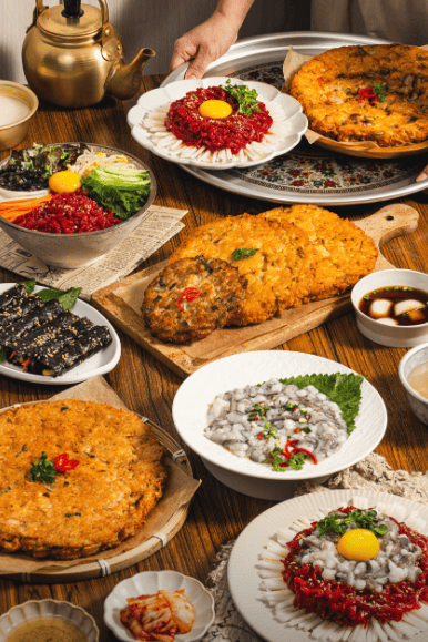 광장 시장 맛집 &quot; 통큰누이네 육회빈대 &quot; 음식 사진
