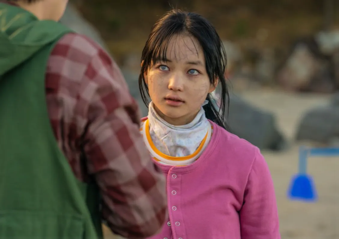 조정석, 좀비딸, 영화좀비딸, 조정석좀비딸1위, 최유리, 이정은, 조여정, 윤경호, 코미디영화추천, 가족영화추천, 여름영화, 박스오피스1위, 영화리뷰