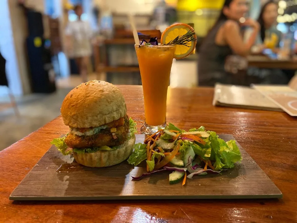 보홀 알로나 비치 맛집 이미지