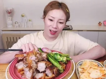 입짧은햇님 주사이모 논란