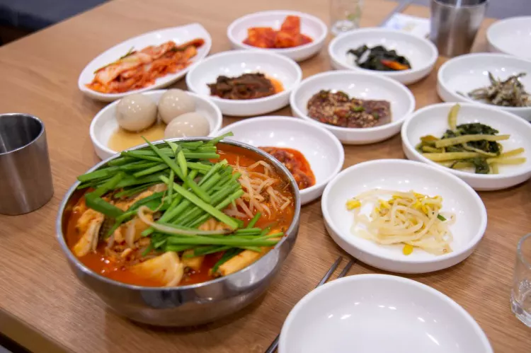 생생정보-전남-여수-택시맛객-통장어탕-장어양념구이-조개탕-맛집