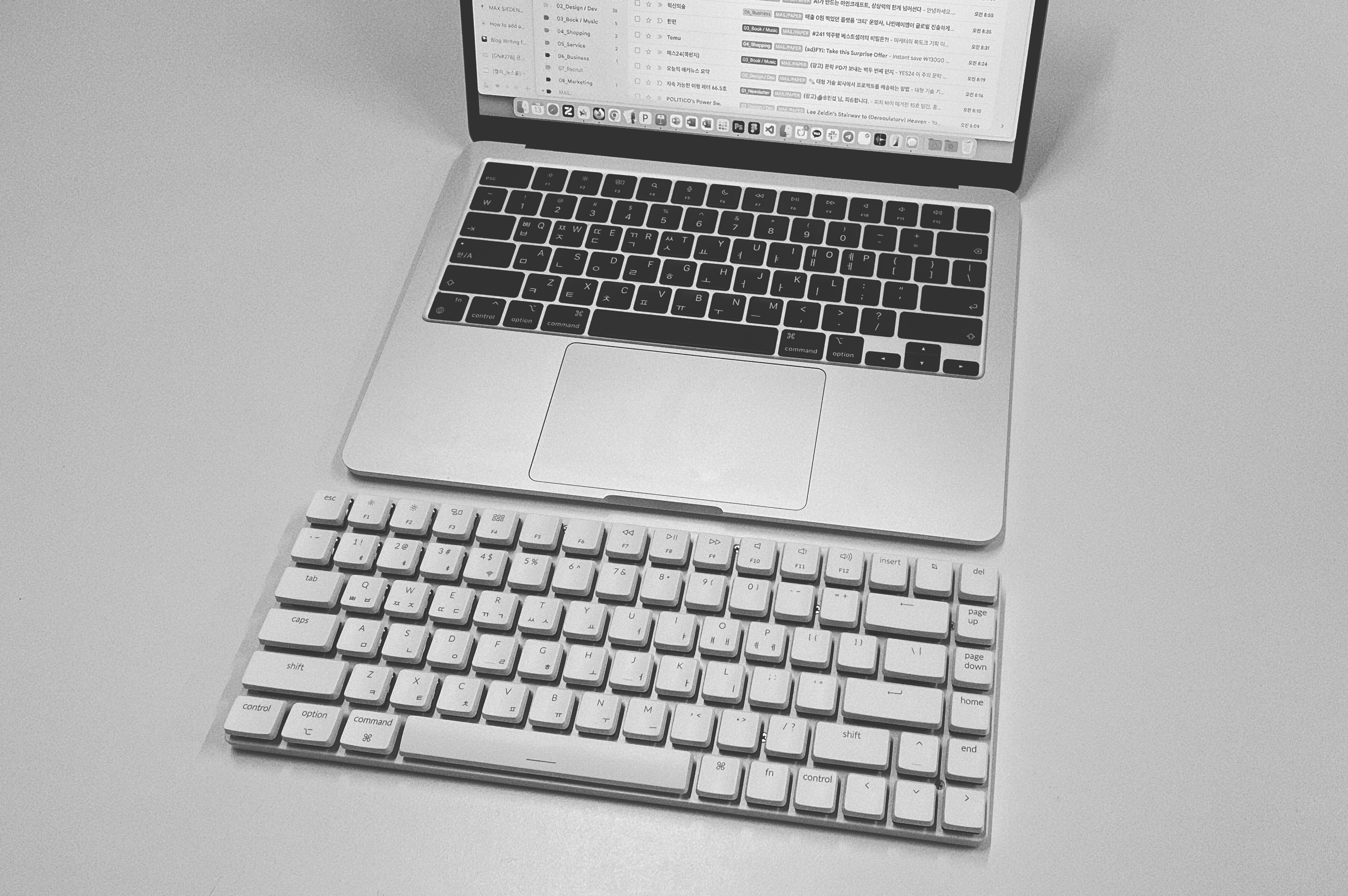 맥북에 잘 어울리는 기계식 키보드 키크론 K3 레트로 화이트