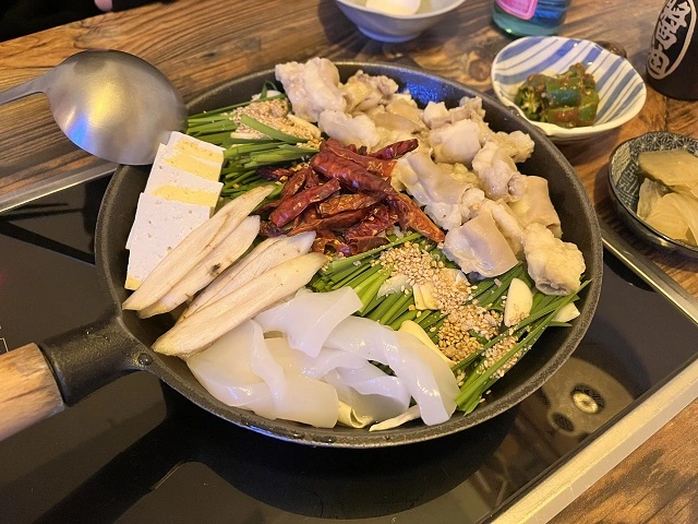 나베공방-모쯔나베-조리-전