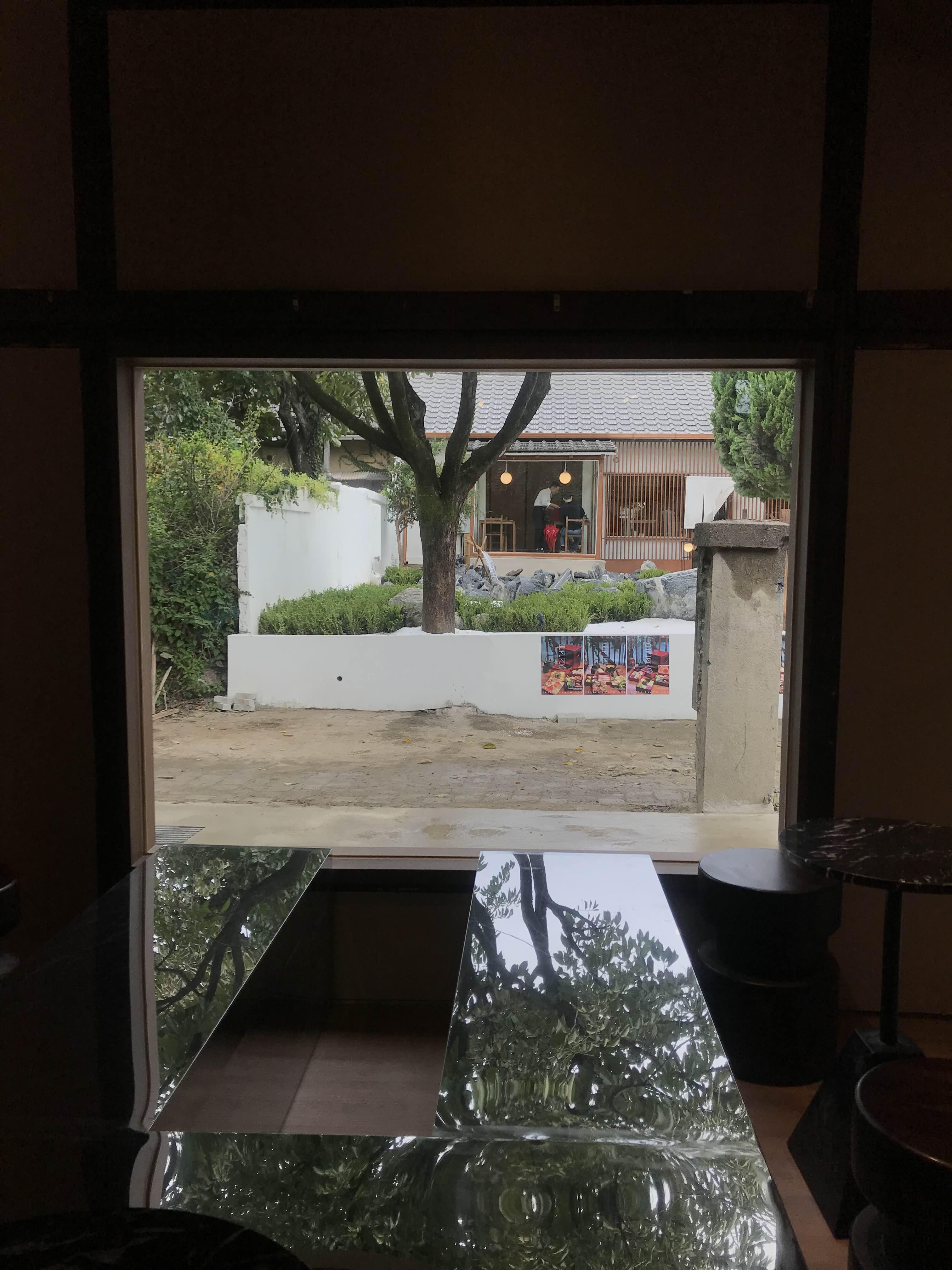 맞은편-밥집-사진