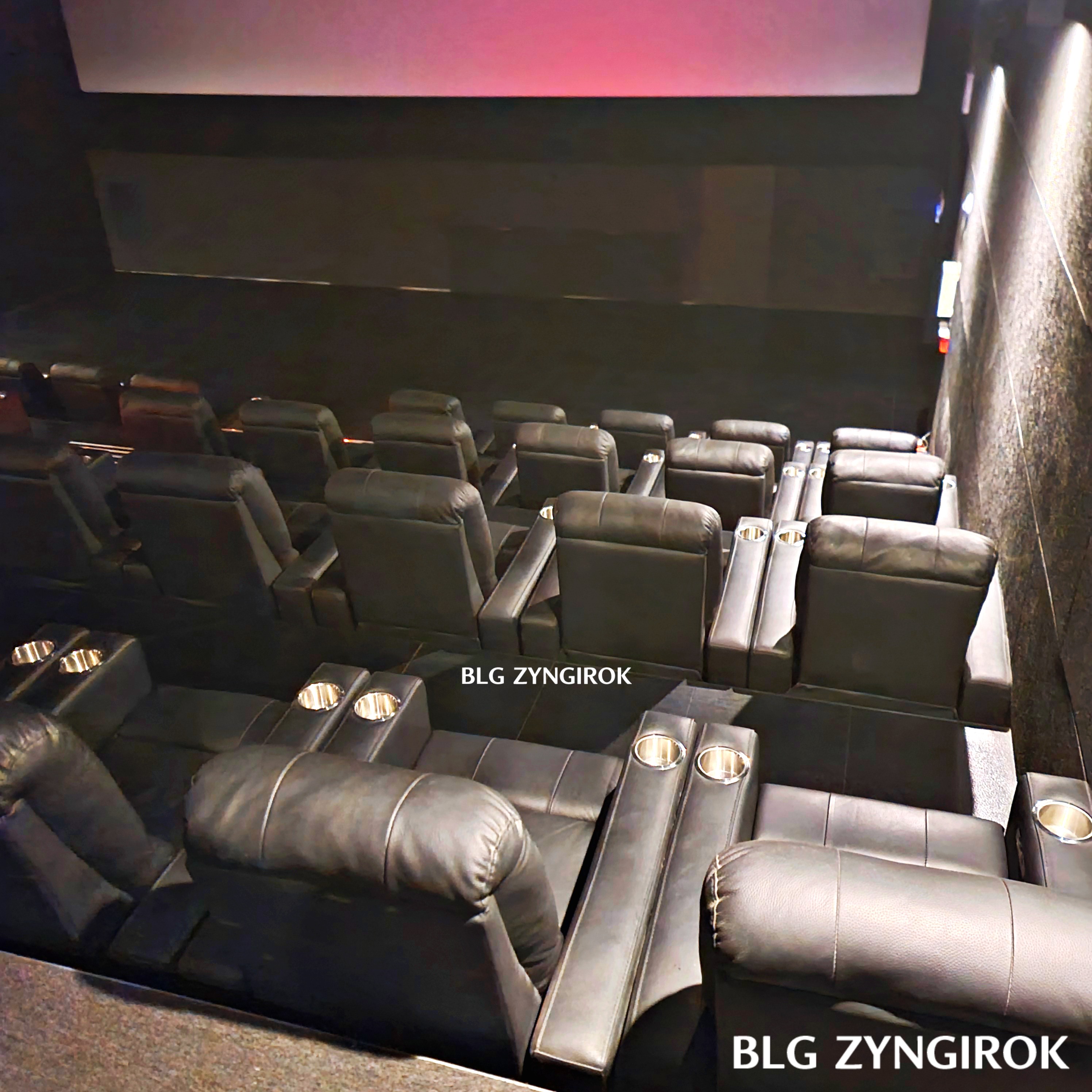 동두천 지행 CGV - 리클라니어 좌석 모습이다.