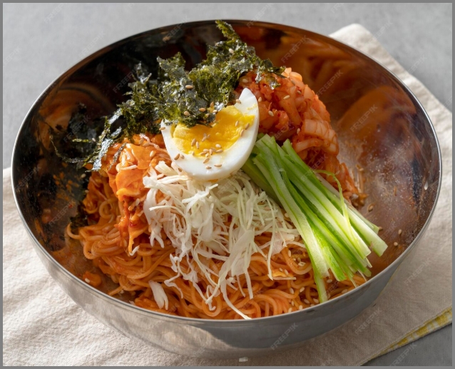 시원한 비빔국수