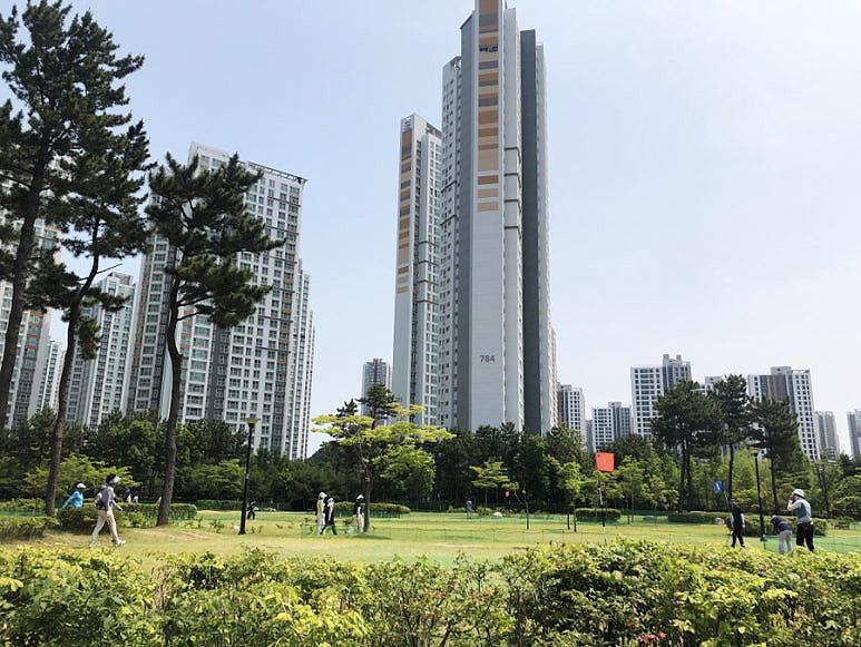 영종도 하늘도시 영종파크골프장. 인천 중구 중산동 1878-2