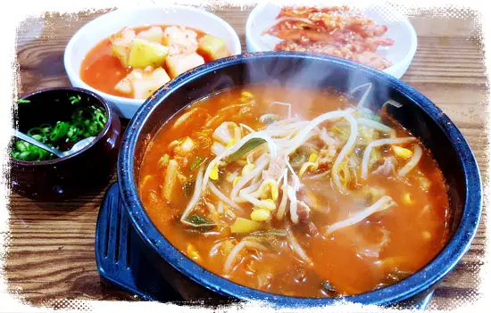 신의 한수 맛의결정타 40년 노포 돼지꼬리찜 수구레전골 광장시장 맛집