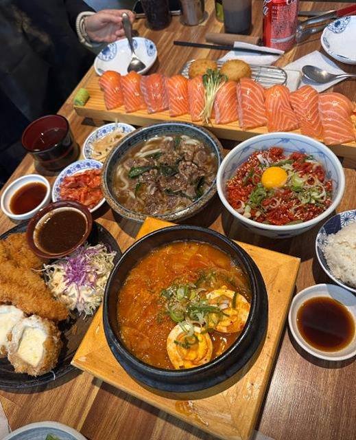 제주성산맛집베스 현지인추천제주도여행2,
바당집, 온더스톤 브런치카페, 떠돌이식객, 범식당, 지은이네밥상, 그리운바다성산포, 성산마씸, 고기다, 커큐민흑돼지,백록횟집