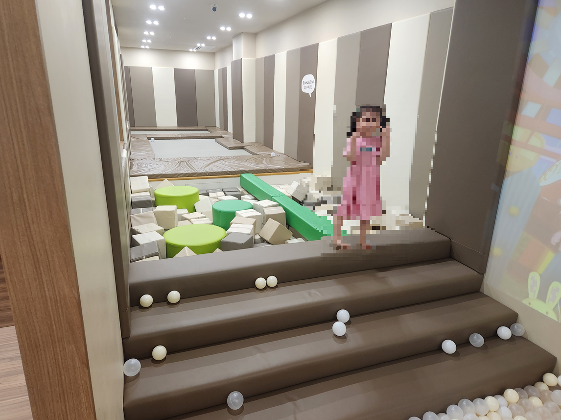 꼬마대통령 명지점