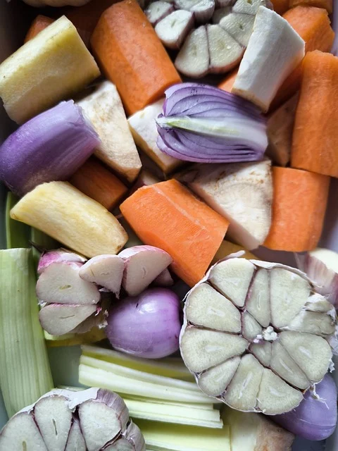 마늘의 놀라운 효능과 주의할 부작용에 대해 알아볼까요?