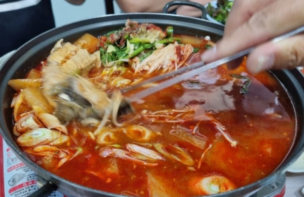 백반기행-고성밥상-도치알탕-거진홍가네