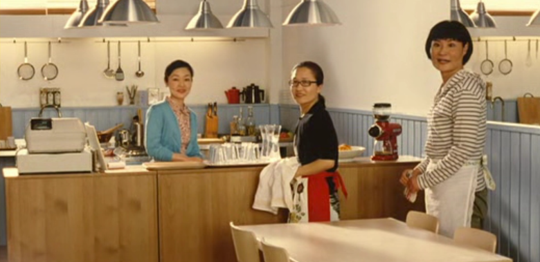 영화 카모메 식당의 한 장면