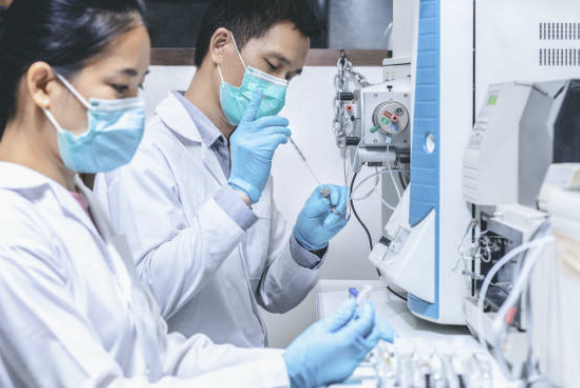 Isotopically Labeled Internal Standard의 선택 기준과 실제 적용 사례