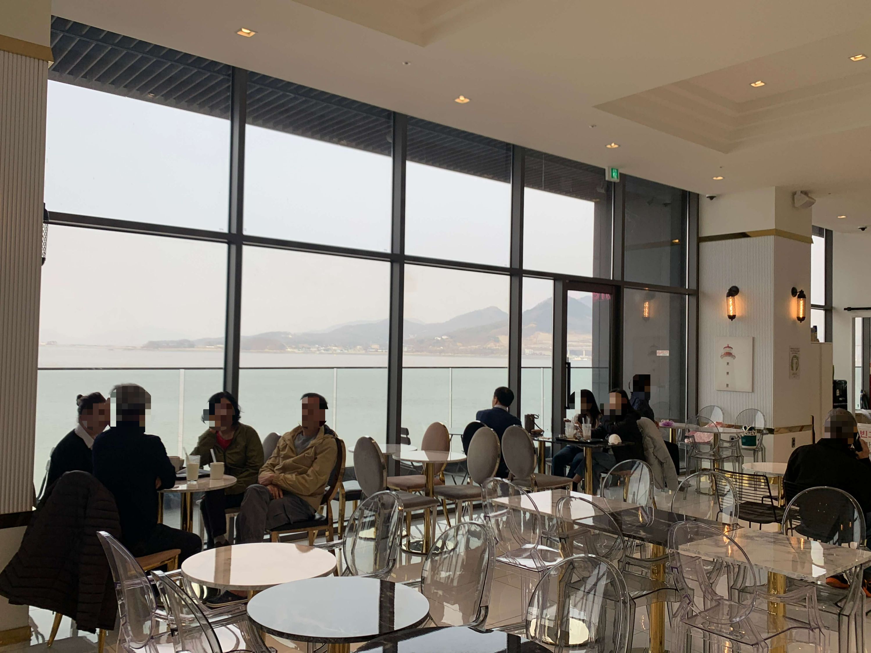 이용하는 사람들