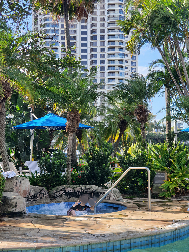 골코 메리엇 풀장