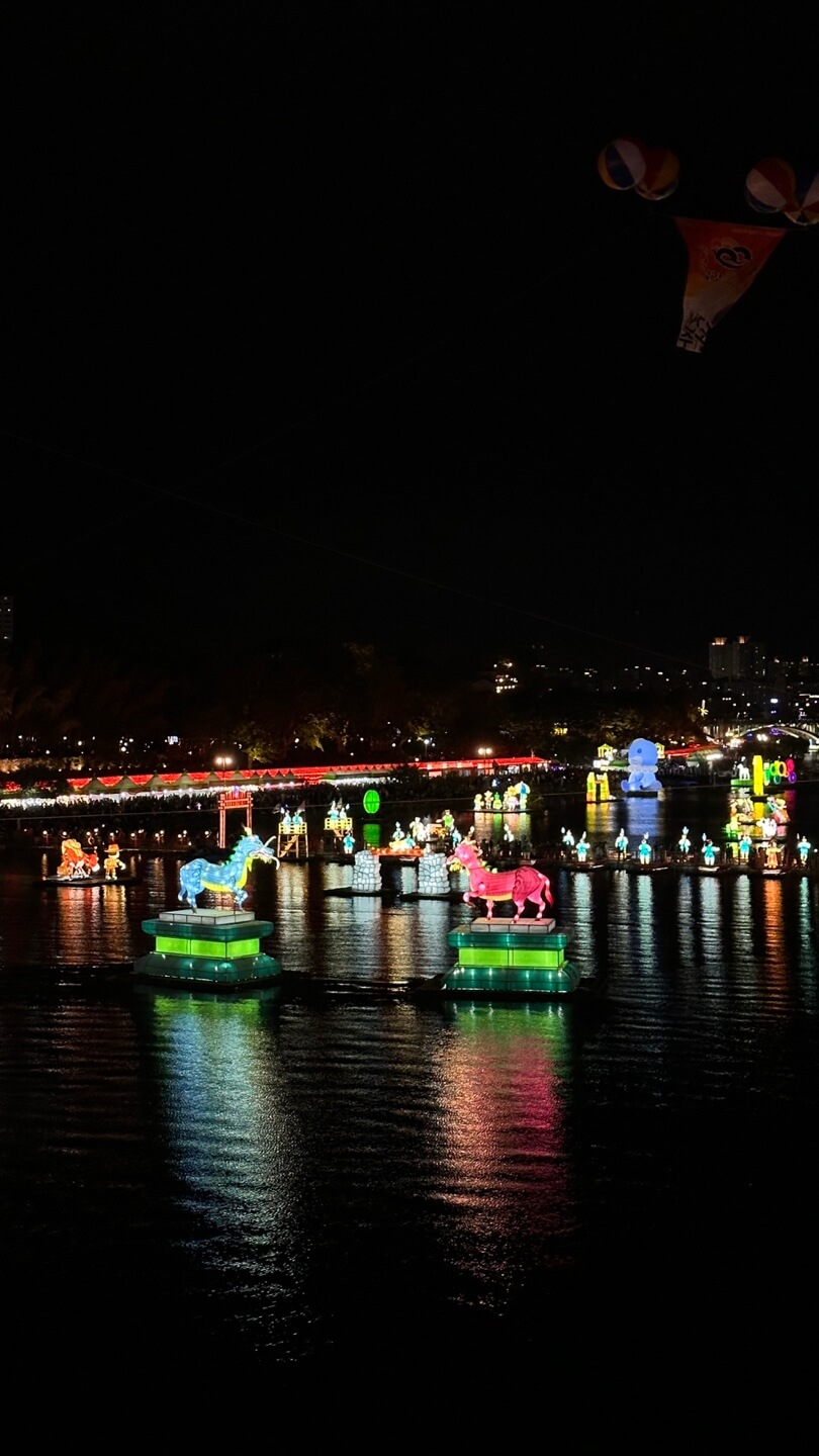 진주남강유등축제 분위기