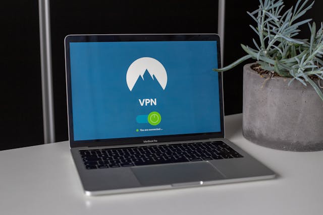 랜덤 카페 와이파이 사용자를 위한 보안 VPN 툴 비교