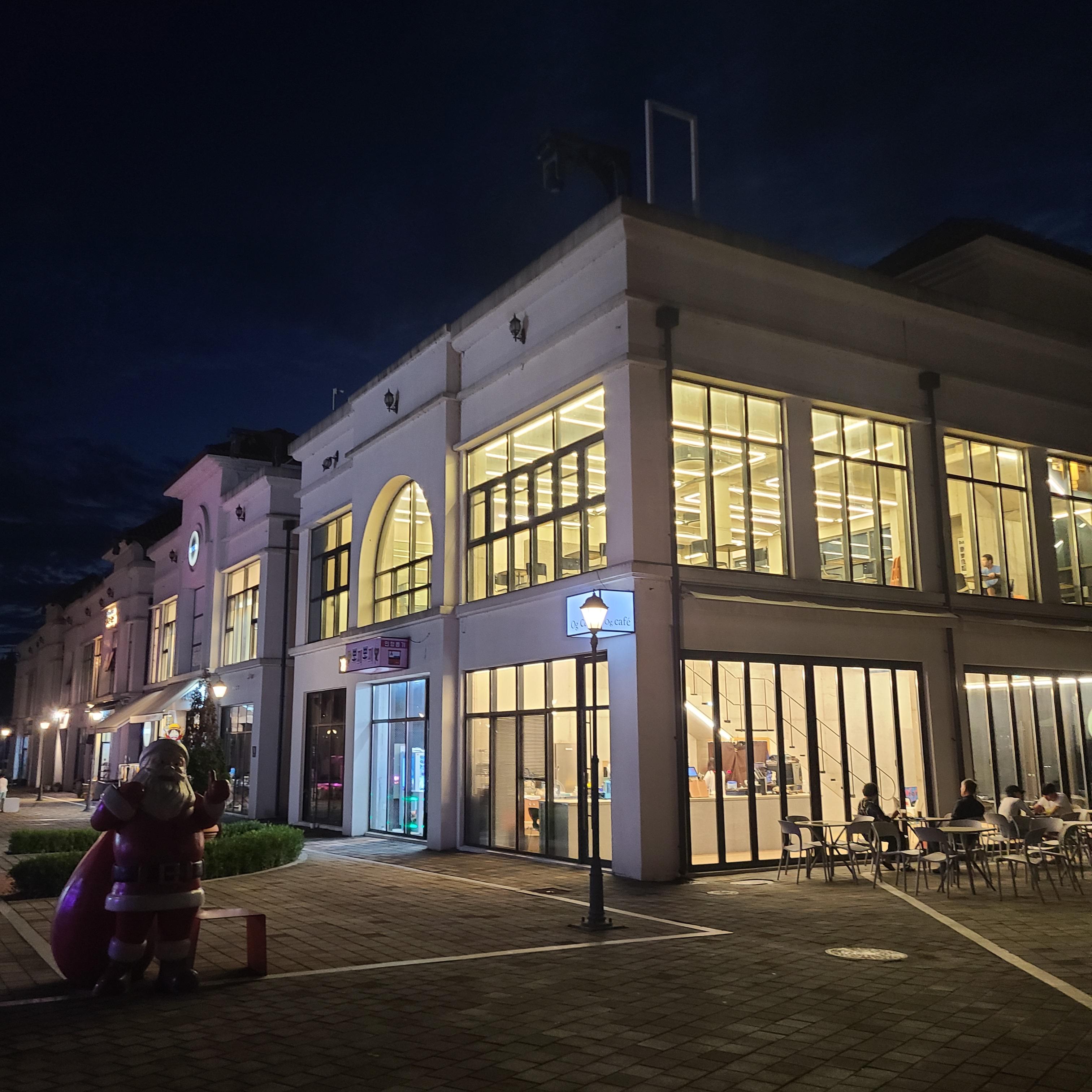 메타프로방스 야경