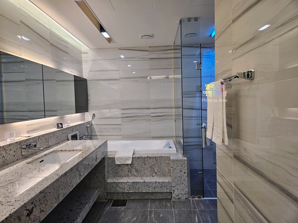 부산 해운대 오션뷰 호텔, 그랜드 엘시티 레지던스 오션 로얄 스위트 룸 솔직 후기