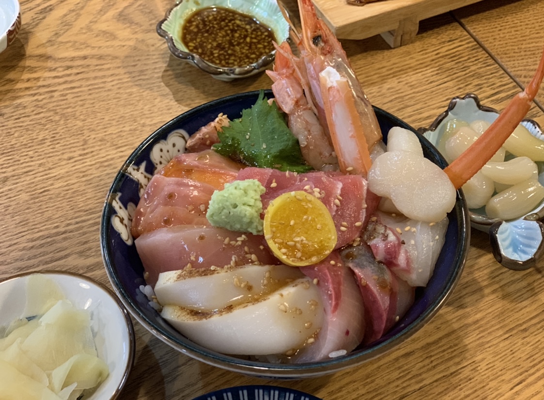 오늘의 초밥 카이센동
