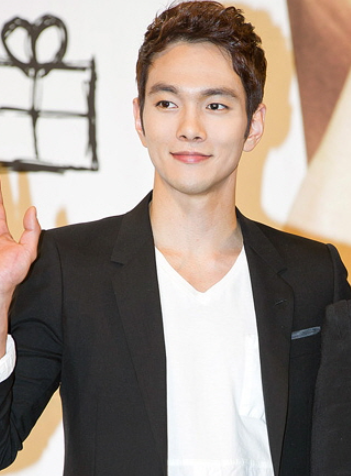 이규한 최여진
