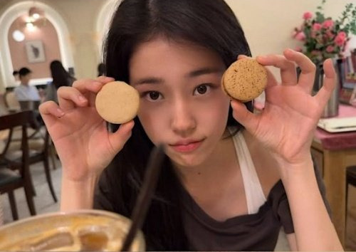 노윤서 워터밤 사복 패션