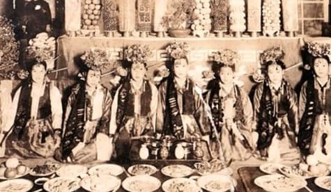 예술과 접대의 경계선 - '기생'의 하루