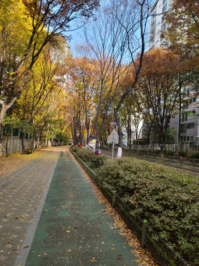 산본 8단지 입구 모습
