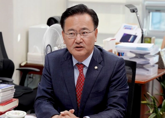 유상범 국회의원 프로필 나이 고향 학력 동생 재산