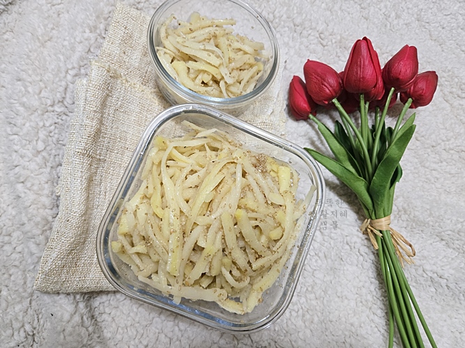 도라지나물 한 접시