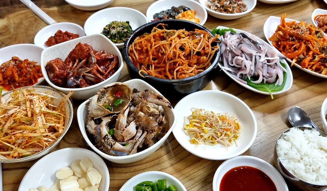 여수 가격파괴 와이 게장백반 무한 리필 & 15찬 반찬 한상 1인 만3천원 맛집 추천