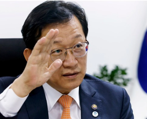 석동현 변호사 프로필 나이 고향 학력 경력