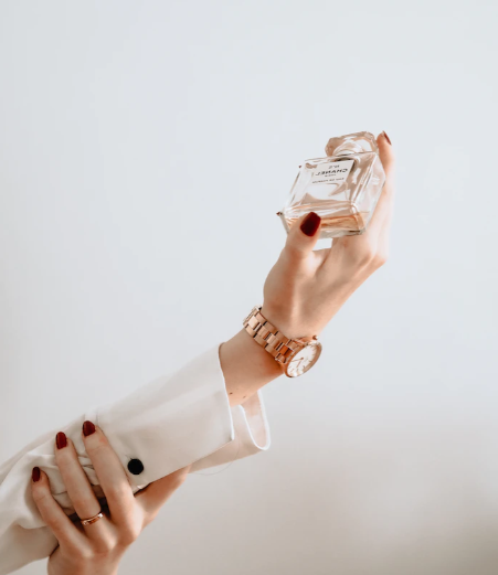 30대 여성을 위한 5가지 향수 브랜드