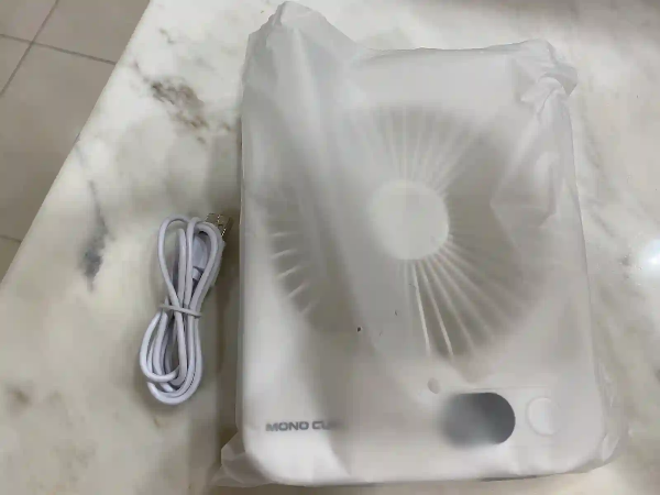 다이소 테이블 선풍기 언박싱 이미지