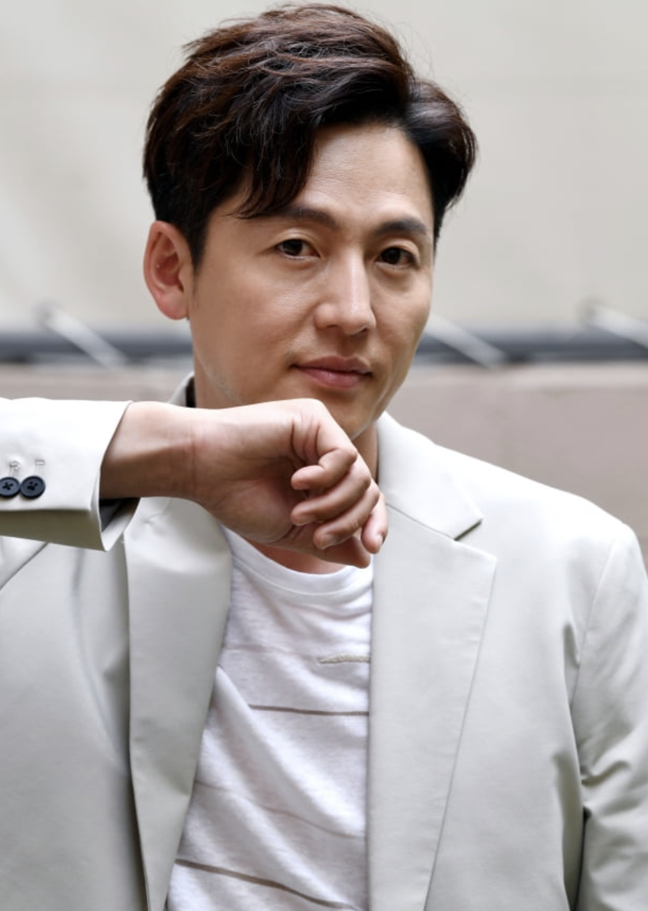 배우 이정진