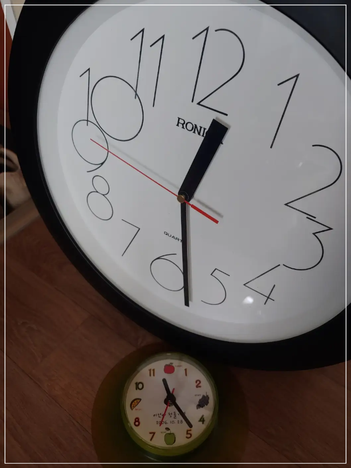 다시-가기시작한-시계