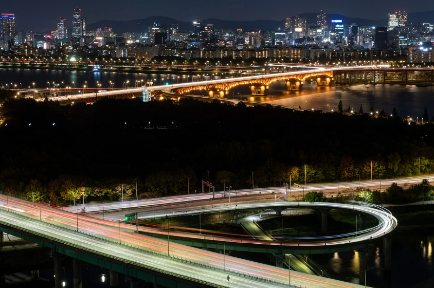 한강 대교의 야경