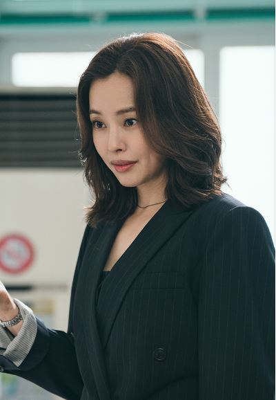 열혈사제 2 이하늬