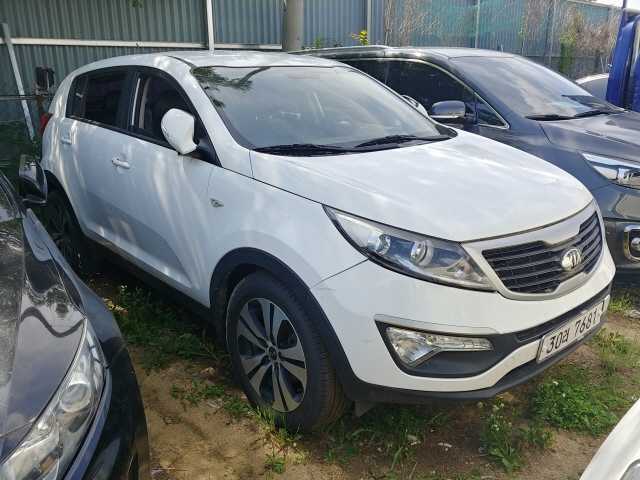 스포티지 모델연도 : 2013년 238,704 km / 오토 / 디젤