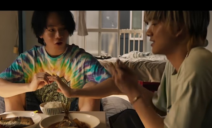 [일본영화 어리석은 자는 누구인가 후기/리뷰] OTT 다시보기 보는곳 - 줄거리, 결말, 원작, 재밌나요? 재미 있다 vs 재미 없다