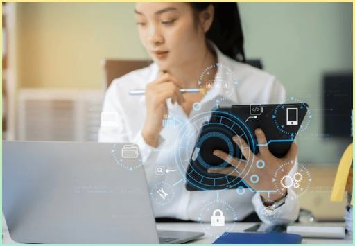 SDK를 사용하여 개발하는 연구원의 모습을 담은 사진