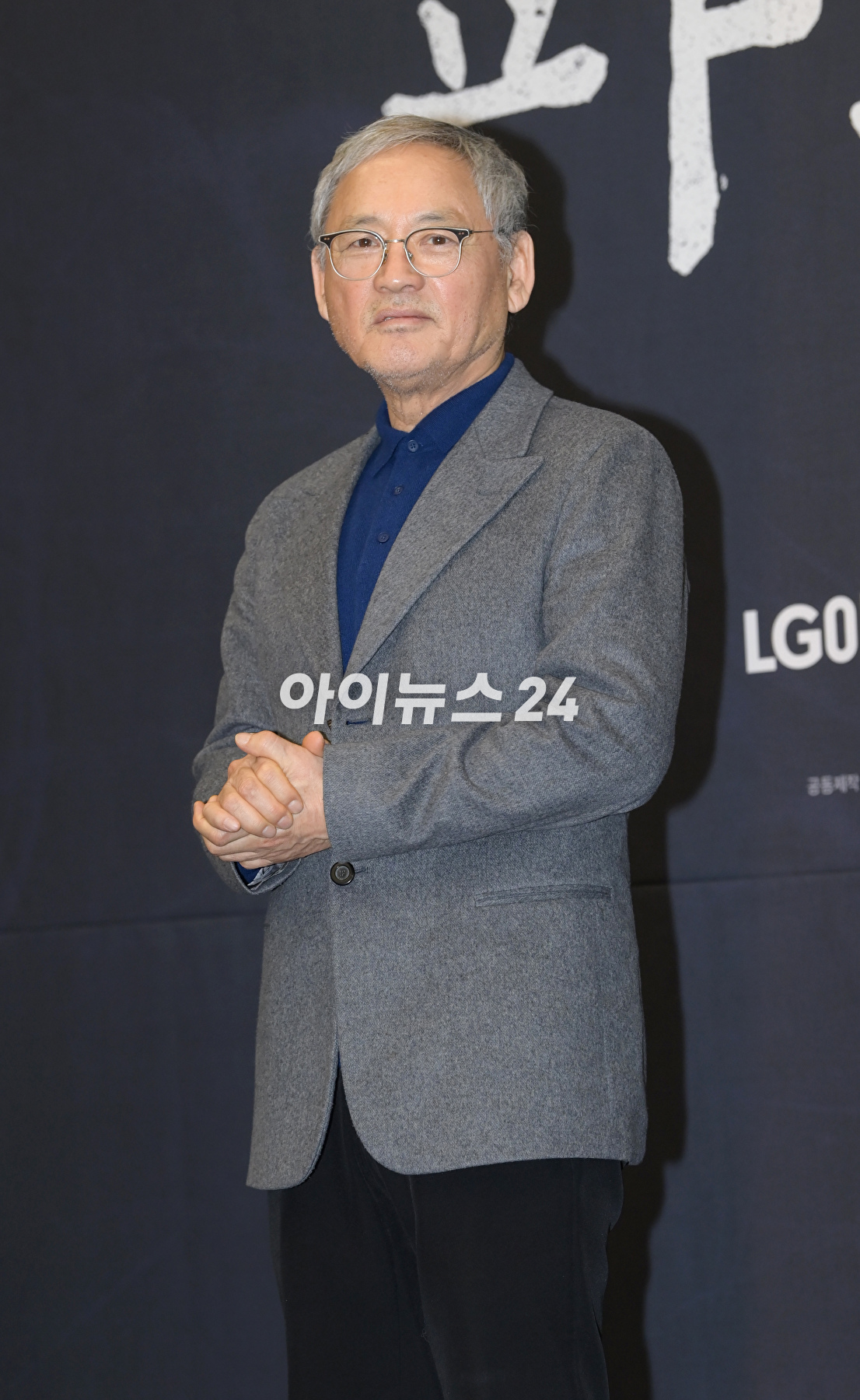 배우 유인촌이 21일 오후 서울 강서구 LG아트센터 서울에서 진행된 연극 '파우스트' 제작발표회에 참석하고 있다. [사진=정소희 기자]