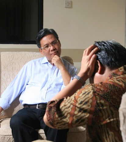 다묘가정 고양이를 공격하고 털을 뽑는 이유