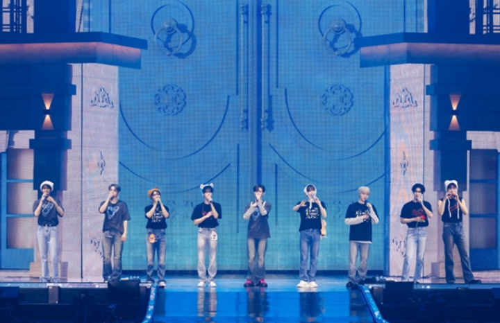 제로베이스원 콘서트