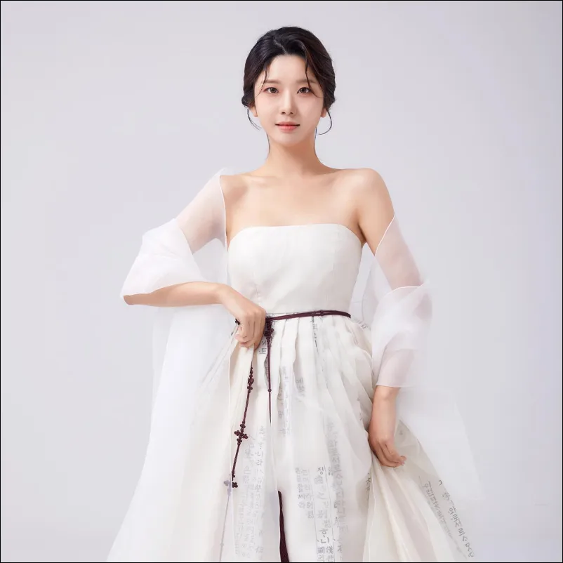 유미라 아나운서 쇄골