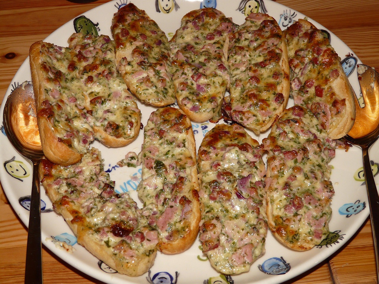 홈메이드 바게트피자