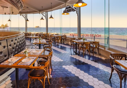 켄싱턴 설악비치 조식 애슐리 내부