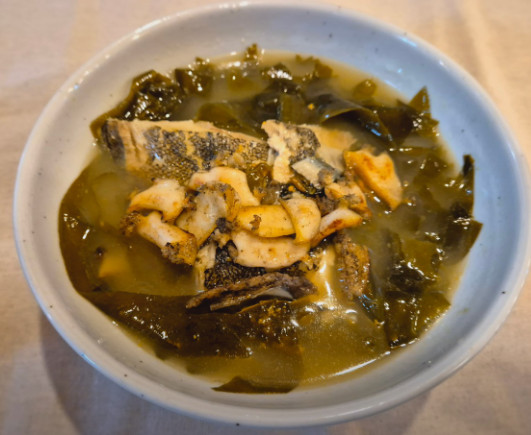 생생정보 장PD의 AI여행 울산 미역국 솥밥 맛집