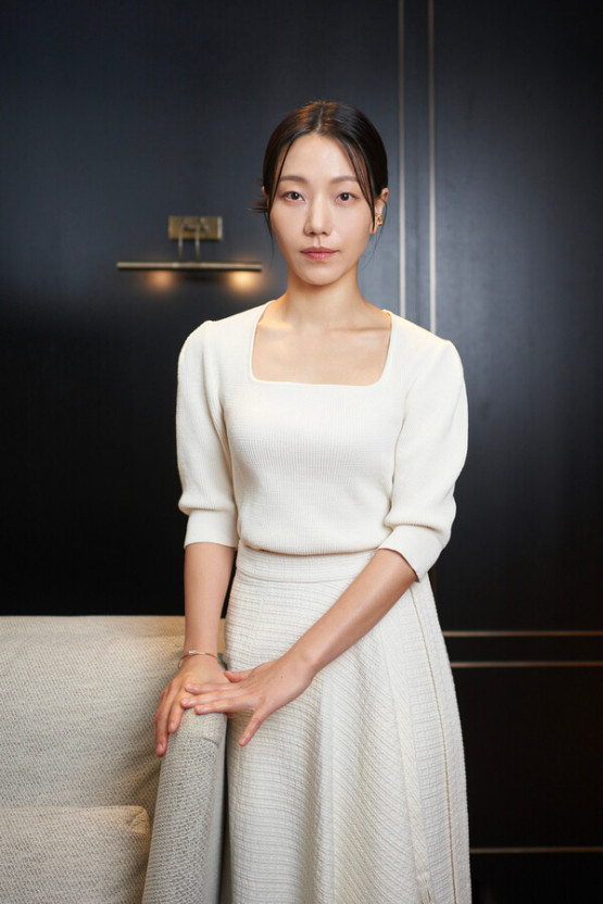 김신록
